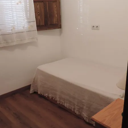 Casa Con Jardin Y Aparcamiento En Viznar, Junto A Granada Holiday home
