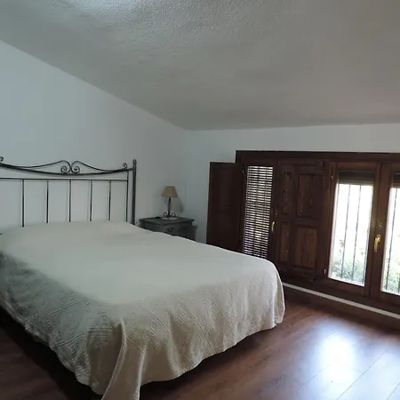 Casa Con Jardin Y Aparcamiento En Viznar, Junto A Granada Holiday home *